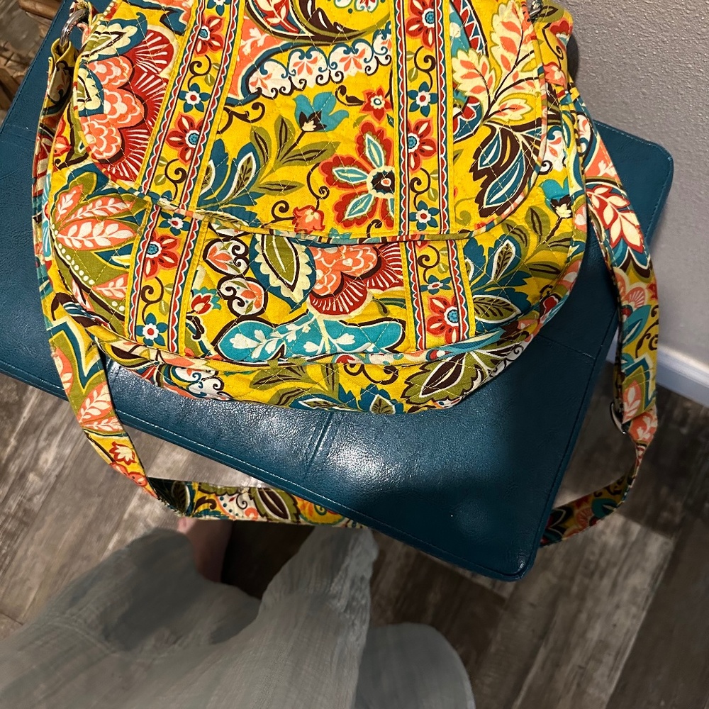 Vera Bradley crossbody floral bag